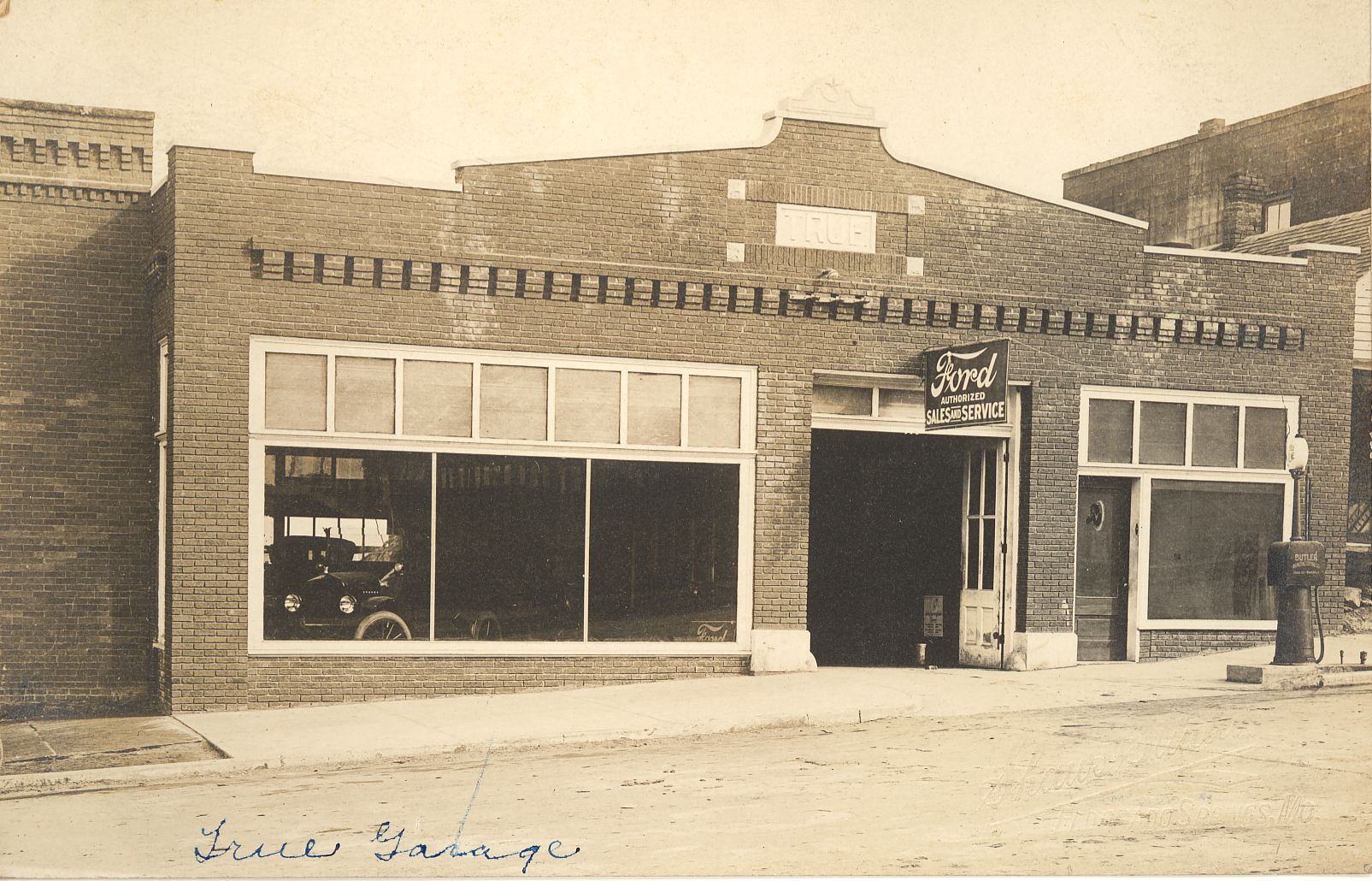 True Building Garage